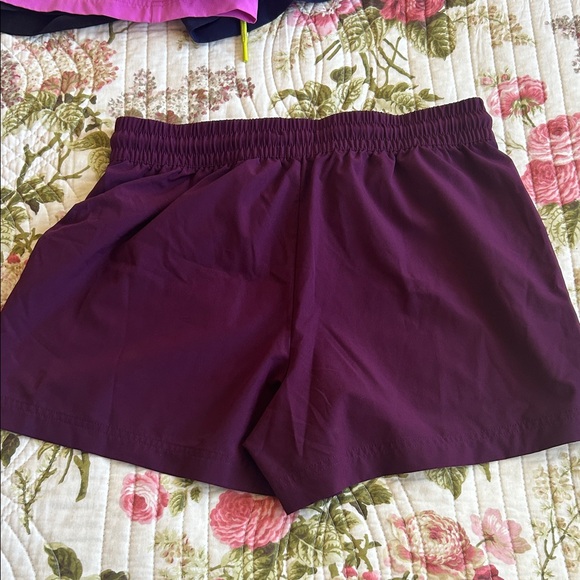 Lou & Grey Women's Athletic Shorts in Navy, Pink, Black, and Burgundy - Picture 8 of 8